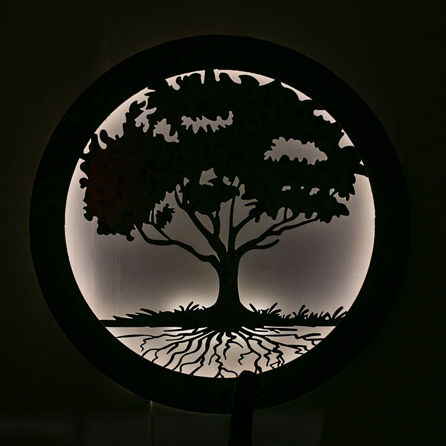 The Haverhill Family Chiropractic family-tree emblem